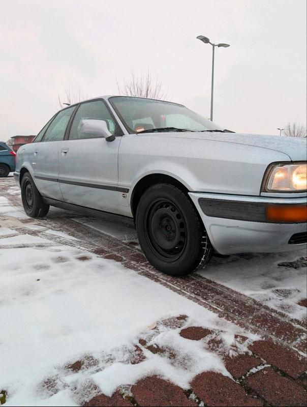 Usata Audi 80 Basis 174 CV (127 kW) 1992 Argento Berlina