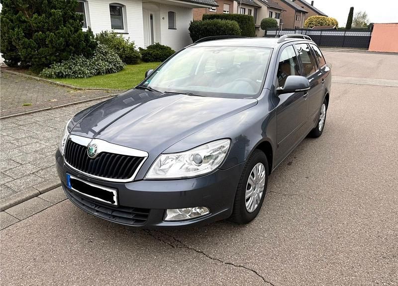 Gebraucht 2009 Skoda Octavia Kombi | 3.700 € (Guter Preis) - Bild 1/4