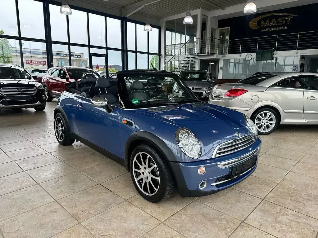 Käytetty Mini Cooper Cabriolet 116 HP (85 kW) 2005 Sininen Avoauto