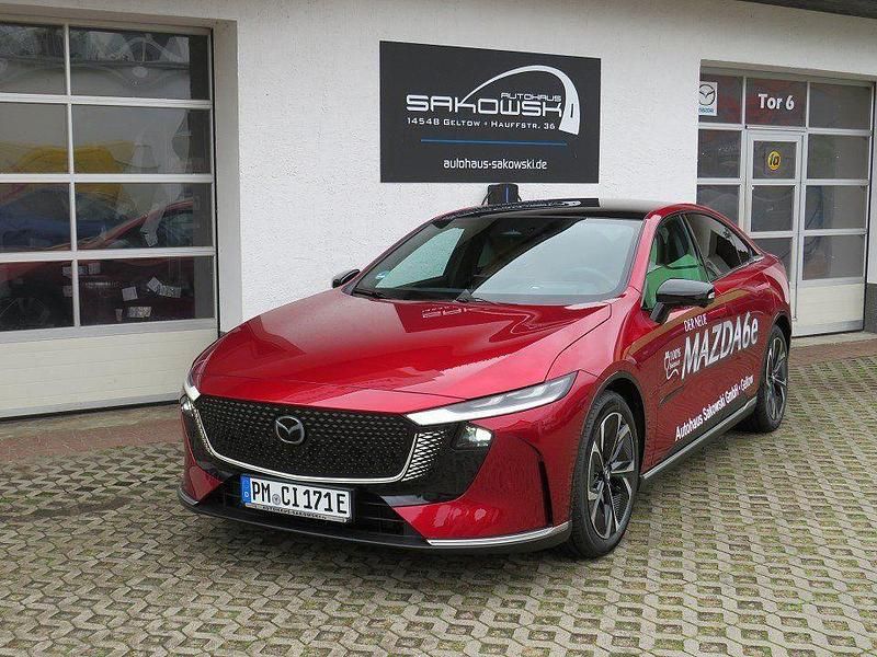 Rot Neu 2025 Mazda 6e Takumi-Line Limousine | 40.990 € (Fairer Preis) - Bild 1/4