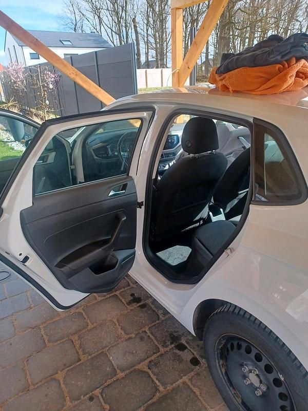 Gebraucht VW Polo 95 PS (69 kW) 2020 Weiß Kleinwagen