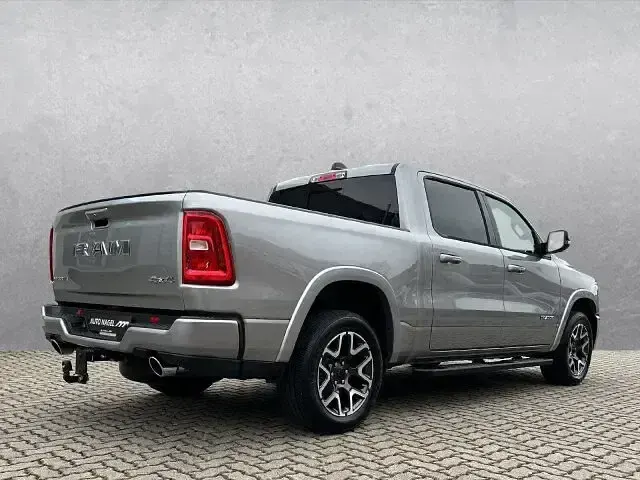 Neu Dodge Ram 420 PS (308 kW) 2025 Silber Pickup