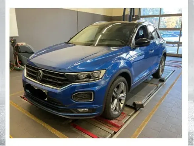 Gebraucht VW T-Roc Sport 150 PS (110 kW) 2022 Ravennablau metallic/schwarz SUV
