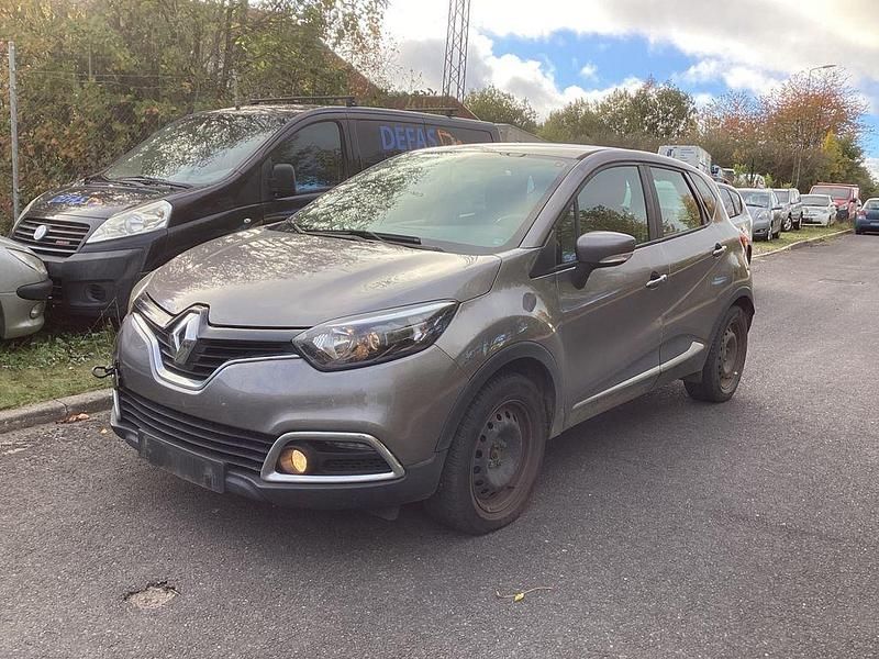 Grau Gebraucht 2014 Renault Captur Authentique SUV | 2.999 € (Superpreis) - Bild 1/4