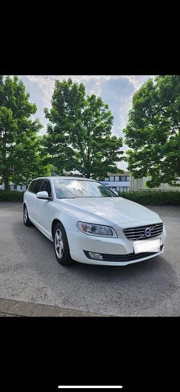 Gebraucht Volvo V70 Kinetic 181 PS (133 kW) 2015 Weiß Kombi