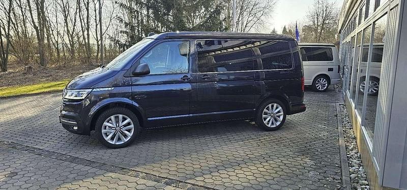 Neu VW T6.1 Beach 204 PS (150 kW) 2025 Blau Van