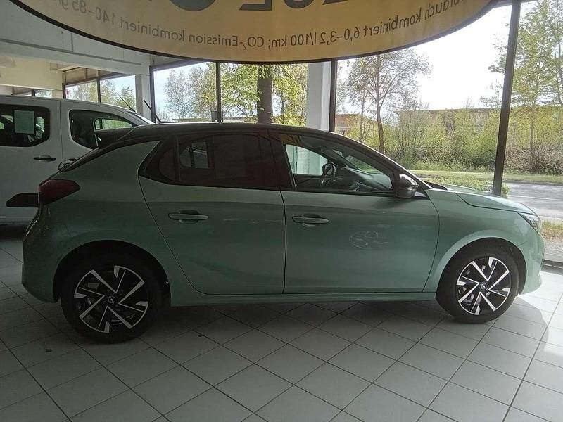Gebraucht Opel Corsa 101 PS (74 kW) 2026 Eukalyptus grün Kleinwagen
