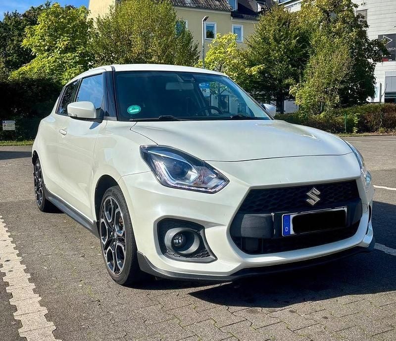 Weiß Gebraucht 2019 Suzuki Swift Sport Kleinwagen | 12.800 € (Guter Preis) - Bild 1/4