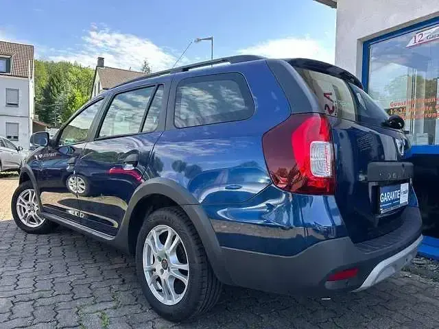 Gebraucht Dacia Logan Celebration 90 PS (66 kW) 2017 Blau cosmos Kombi