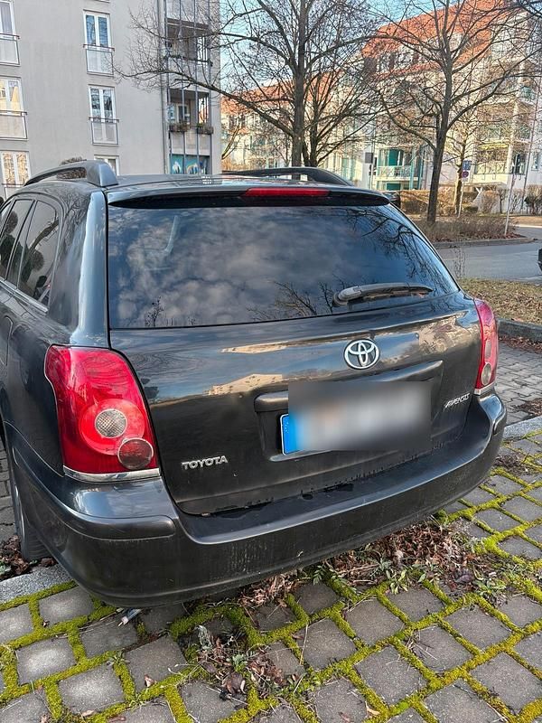 Gebraucht Toyota Avensis T2 129 PS (94 kW) 2008 Schwarz Kombi