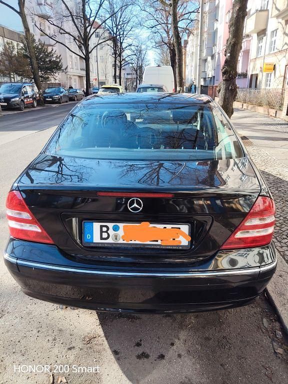Gebraucht Mercedes C200 Elegance 122 PS (89 kW) 2007 Schwarz Limousine