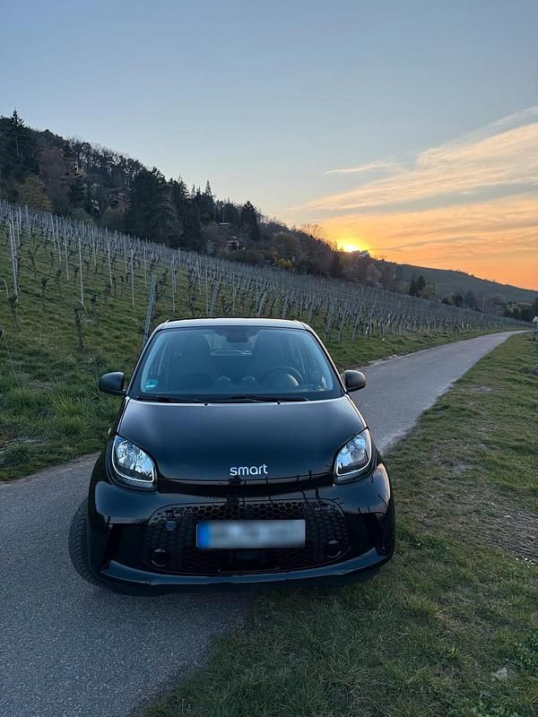 Gebraucht Smart ForFour Electric Drive 60 kW (82 PS) 2021 Schwarz Kleinwagen