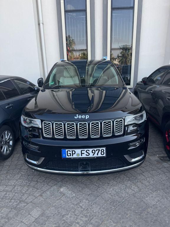 Schwarz Gebraucht 2017 Jeep Grand Cherokee Summit SUV | 28.600 € (Fairer Preis) - Bild 1/4
