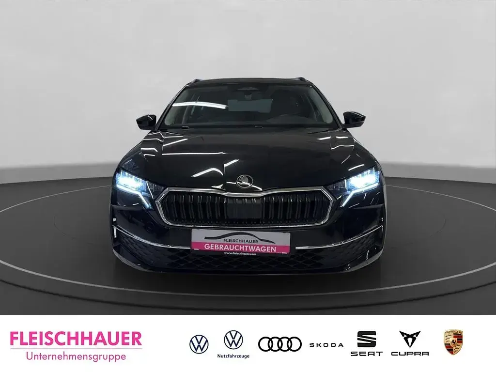 Gebraucht Skoda Octavia Selection 150 PS (110 kW) 2025 Schwarz Kombi