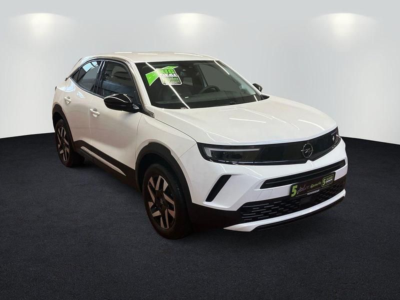 Gebraucht Opel Mokka Elegance 131 PS (96 kW) 2024 Weiss banquise/typ aussenverkleidung spi (metallic) SUV