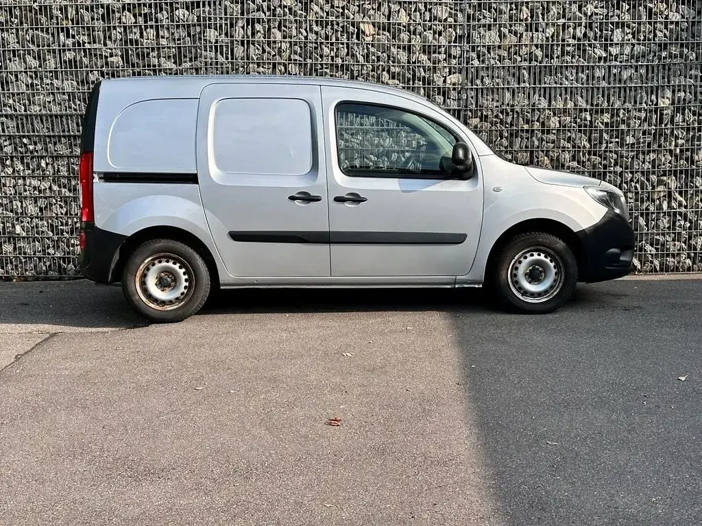 Gebraucht Mercedes Citan 111 110 PS (80 kW) 2018 Silber Van / Kleinbus