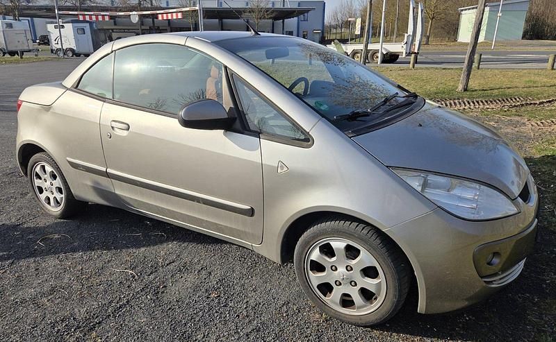 Gebraucht Mitsubishi Colt 109 PS (80 kW) 2007 Andere farben Cabrio