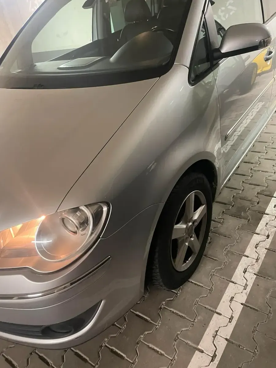 Gebraucht VW Touran 140 PS (102 kW) 2007 Silber Van / Kleinbus