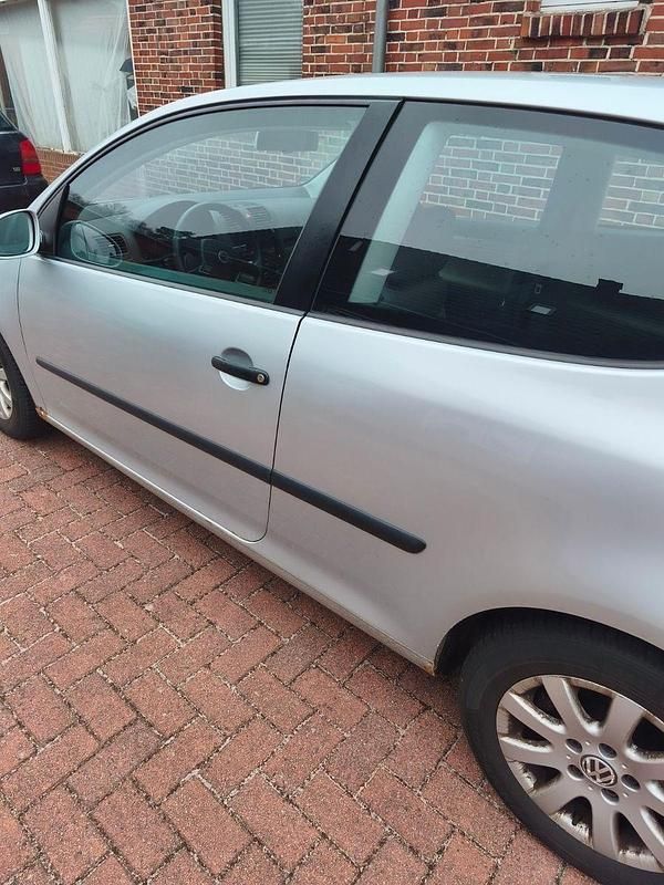 Gebraucht VW Golf IV 75 PS (55 kW) 2004 Silber Kleinwagen