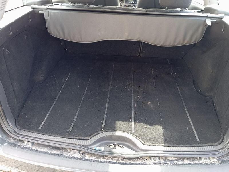 Second-hand Ford Focus 101 CP (74 kW) 2004 Break