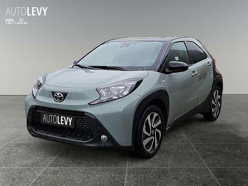 Gebraucht Toyota Aygo X Basis 72 PS (52 kW) 2025 Urban khaki SUV