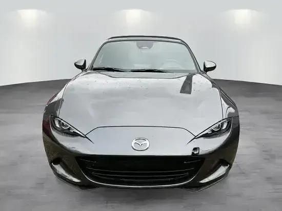Neu Mazda MX5 Exclusive-Line 132 PS (97 kW) 2025 Machine gray Cabrio