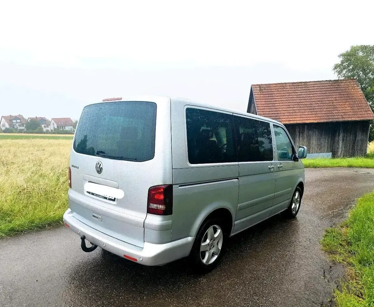 Gebraucht VW Multivan 174 PS (127 kW) 2004 Silber Van / Kleinbus