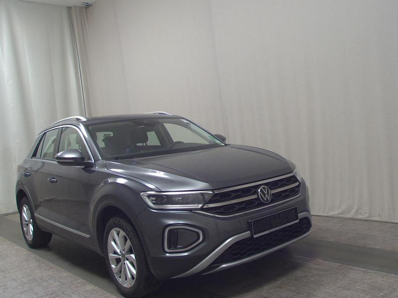Gebraucht VW T-Roc IQ Drive 150 PS (110 kW) 2022 Grau SUV