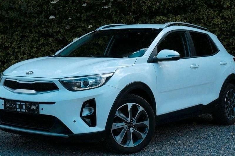 Clear white Gebraucht 2020 Kia Stonic Vision SUV | 11.950 € (Guter Preis) - Bild 1/4