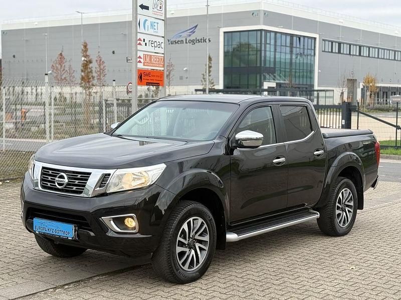 Schwarz Gebraucht 2016 Nissan Navara N-Connecta Abholung | 19.999 € - Bild 1/4