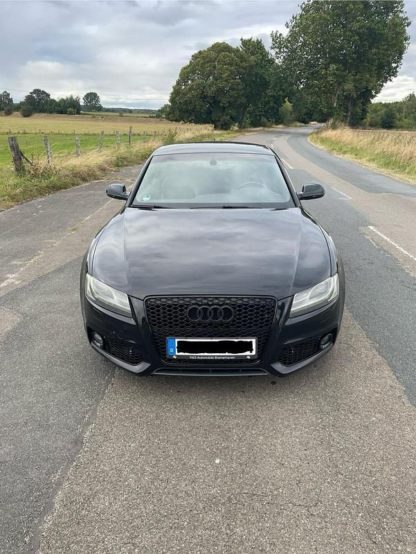 Używany Audi A5 S-Line 190 KM (139 kW) 2011 Czarny Coupe