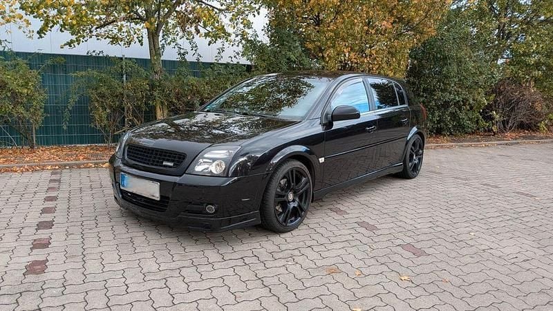 Schwarz Gebraucht 2004 Opel Signum Elegance Kombi | 3.500 € (Teuer) - Bild 1/4