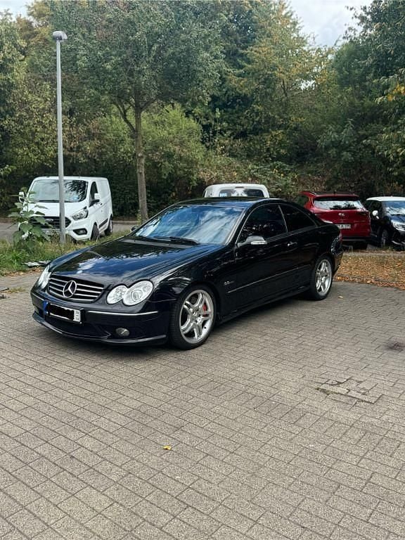 Schwarz Gebraucht 2002 Mercedes CLK500 Avantgarde Coupé | 9.000 € - Bild 1/4