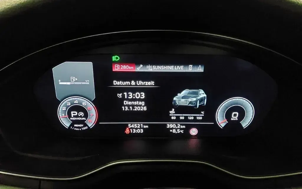 Używany Audi A4 Advanced 204 KM (150 kW) 2024 Czarny Sedan/Limuzyna