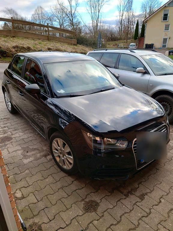 Gebraucht Audi A1 Sportback Comfort 86 PS (63 kW) 2012 Schwarz Kleinwagen