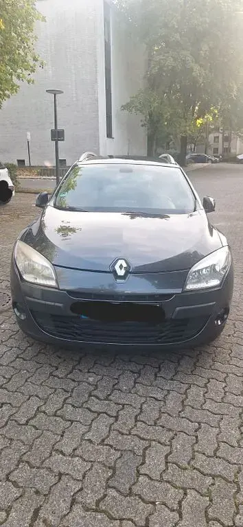 Używany Renault Mégane Dynamique 131 KM (96 kW) 2009 Czarny Sedan/Limuzyna