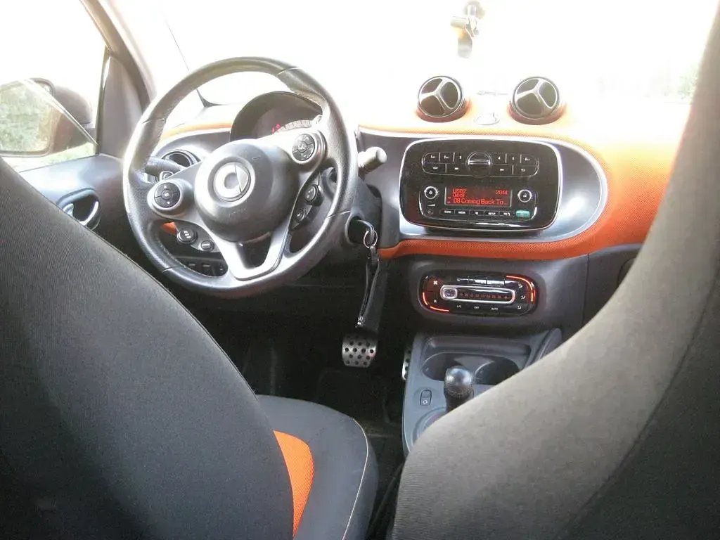 Gebraucht Smart ForTwo Coupé Passion 90 PS (66 kW) 2015 Schwarz Coupé