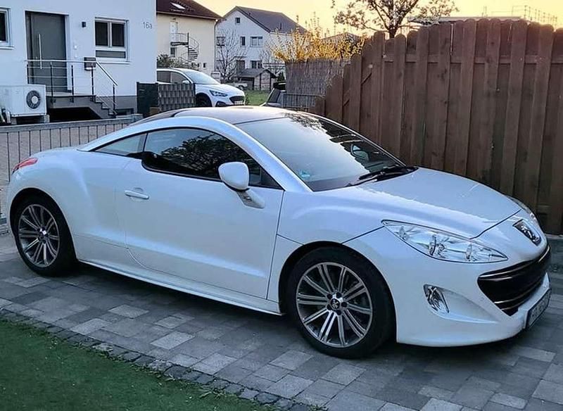 Weiß Gebraucht 2011 Peugeot RCZ Coupé | 8.700 € (Fairer Preis) - Bild 1/4