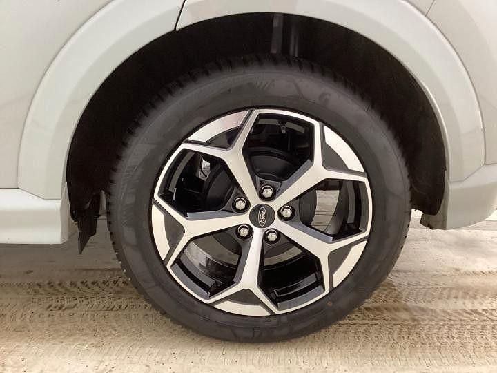 Gebraucht Ford Puma ST-Line 155 PS (114 kW) 2025 Grau SUV