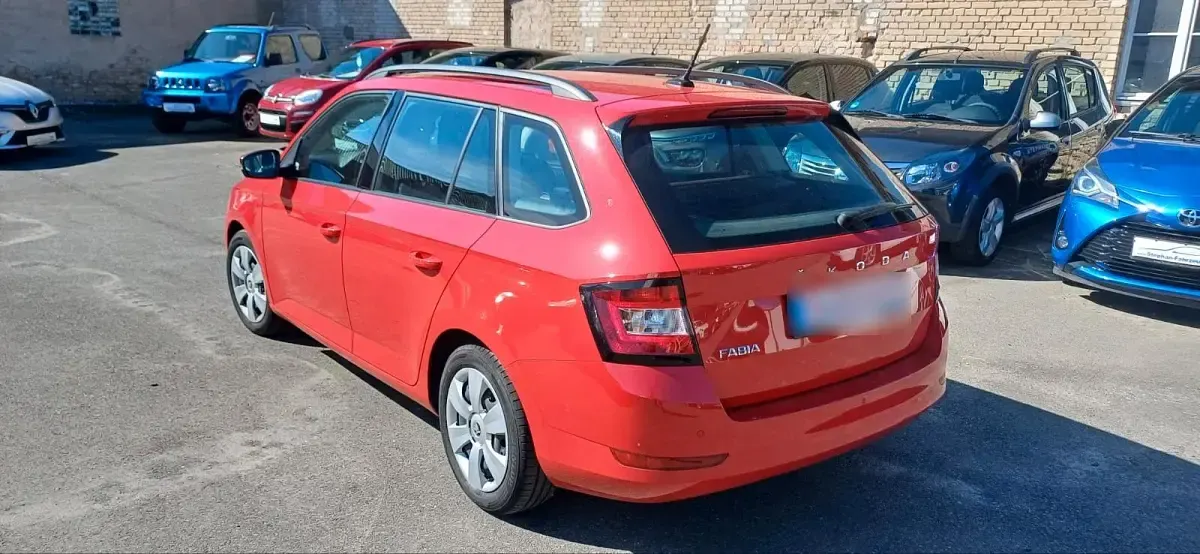 Gebraucht Skoda Fabia 60 PS (44 kW) 2021 Rot Kleinwagen