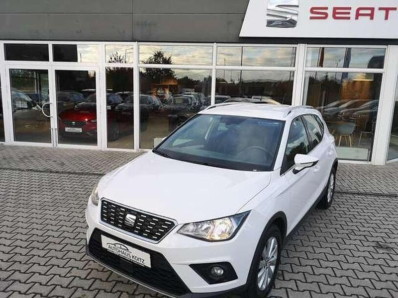 Weiß Gebraucht 2019 Seat Arona XCELLENCE SUV | 15.690 € (Fairer Preis) - Bild 1/4