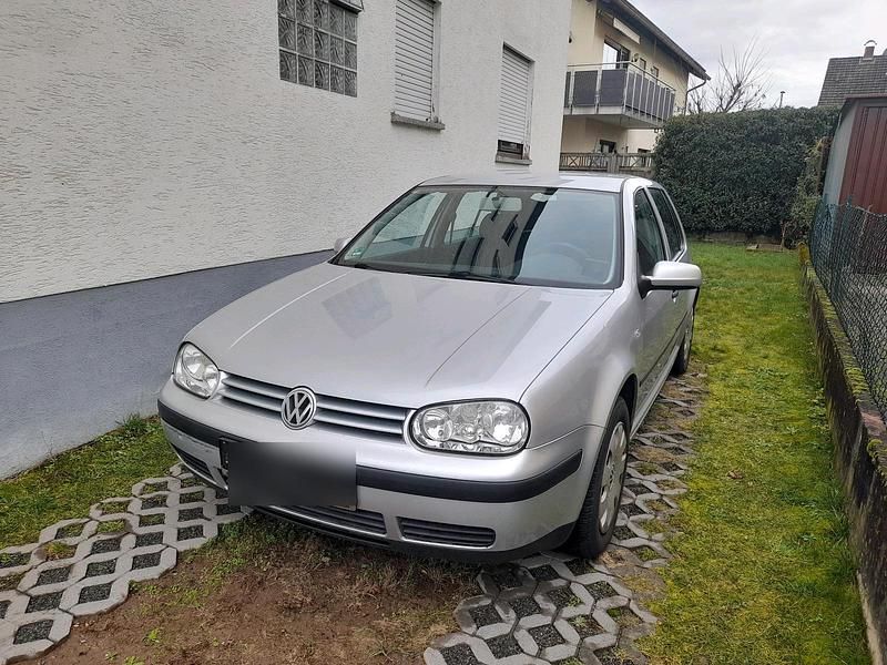 Gebraucht VW Golf IV Trendline 75 PS (55 kW) 2001 Grau Limousine
