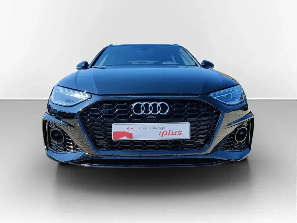 Gebraucht Audi RS4 Ambiente 450 PS (330 kW) 2024 Schwarz Kombi