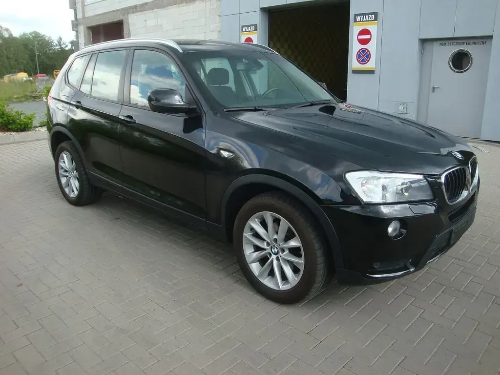 Gebraucht BMW X3 184 PS (135 kW) 2011 Schwarz SUV