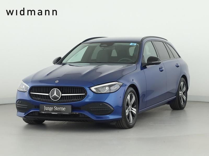 Metalliclack spektralblau Gebraucht 2023 Mercedes C200 Avantgarde Kombi | 28.850 € (Guter Preis) - Bild 1/4
