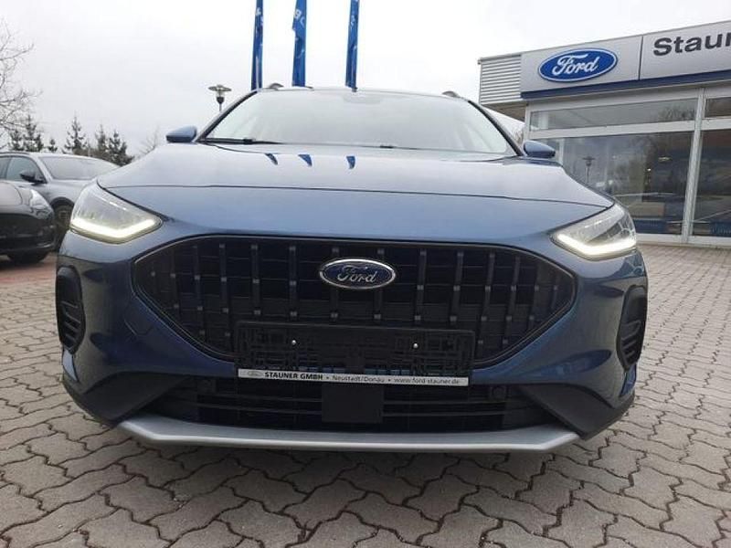 Gebraucht Ford Focus Active X 116 PS (85 kW) 2024 Blau Kombi