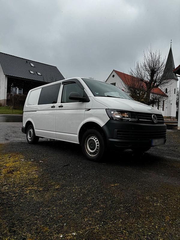 Second-hand VW Transporter 150 CP (110 kW) 2017 Alb Van