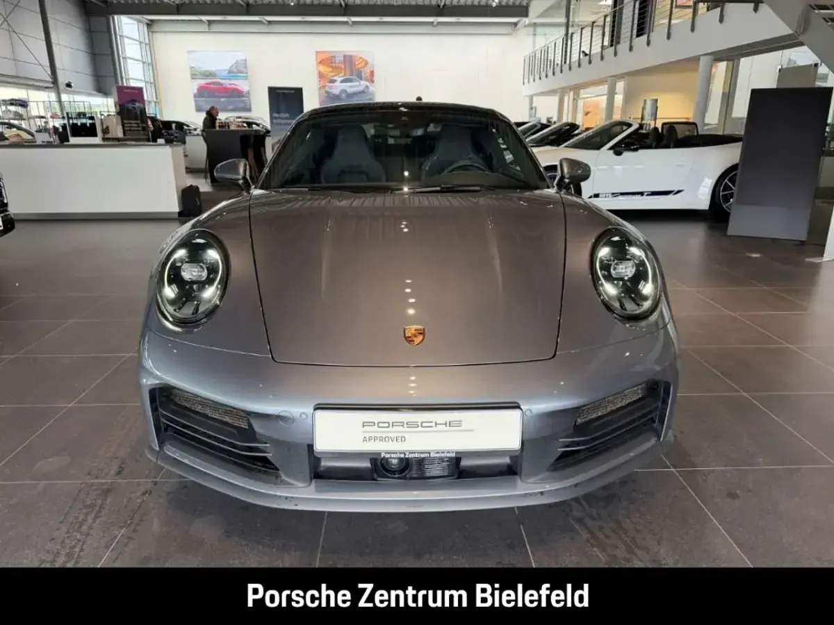 Gebraucht Porsche 911 Carrera 394 PS (289 kW) 2025 Grau Coupé