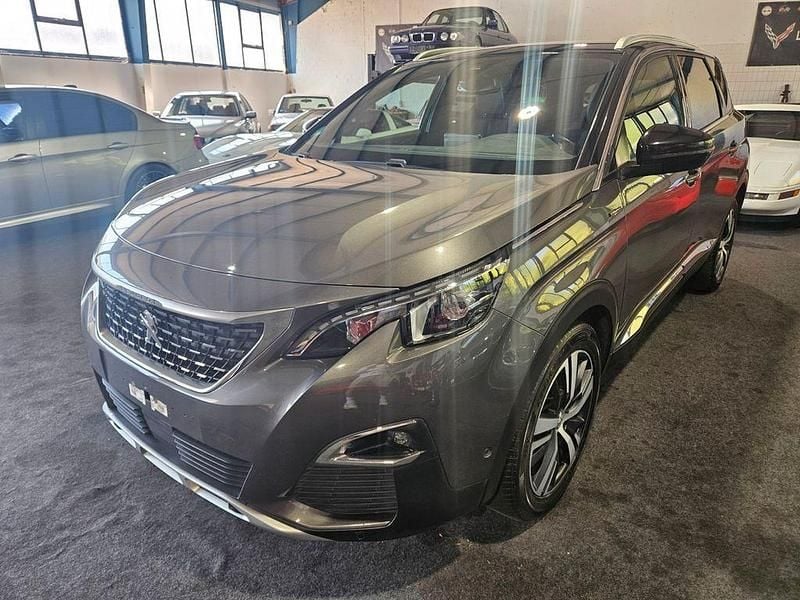Grau Gebraucht 2018 Peugeot 5008 Allure GT-Line Van / Kleinbus | 13.500 € (Superpreis) - Bild 1/4