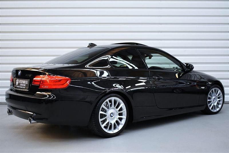 Gebraucht BMW 335 Performance 306 PS (225 kW) 2010 Schwarz Coupé